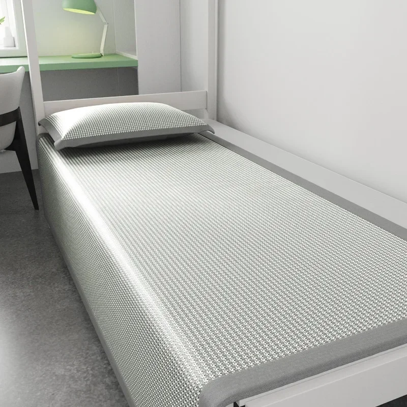 Jacquard Ice Silk Sleeping Mat - Satin Pillowcase Silk recensione e prezzo