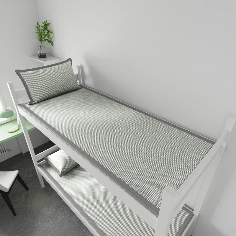 Jacquard Ice Silk Sleeping Mat - Satin Pillowcase Silk recensione e prezzo