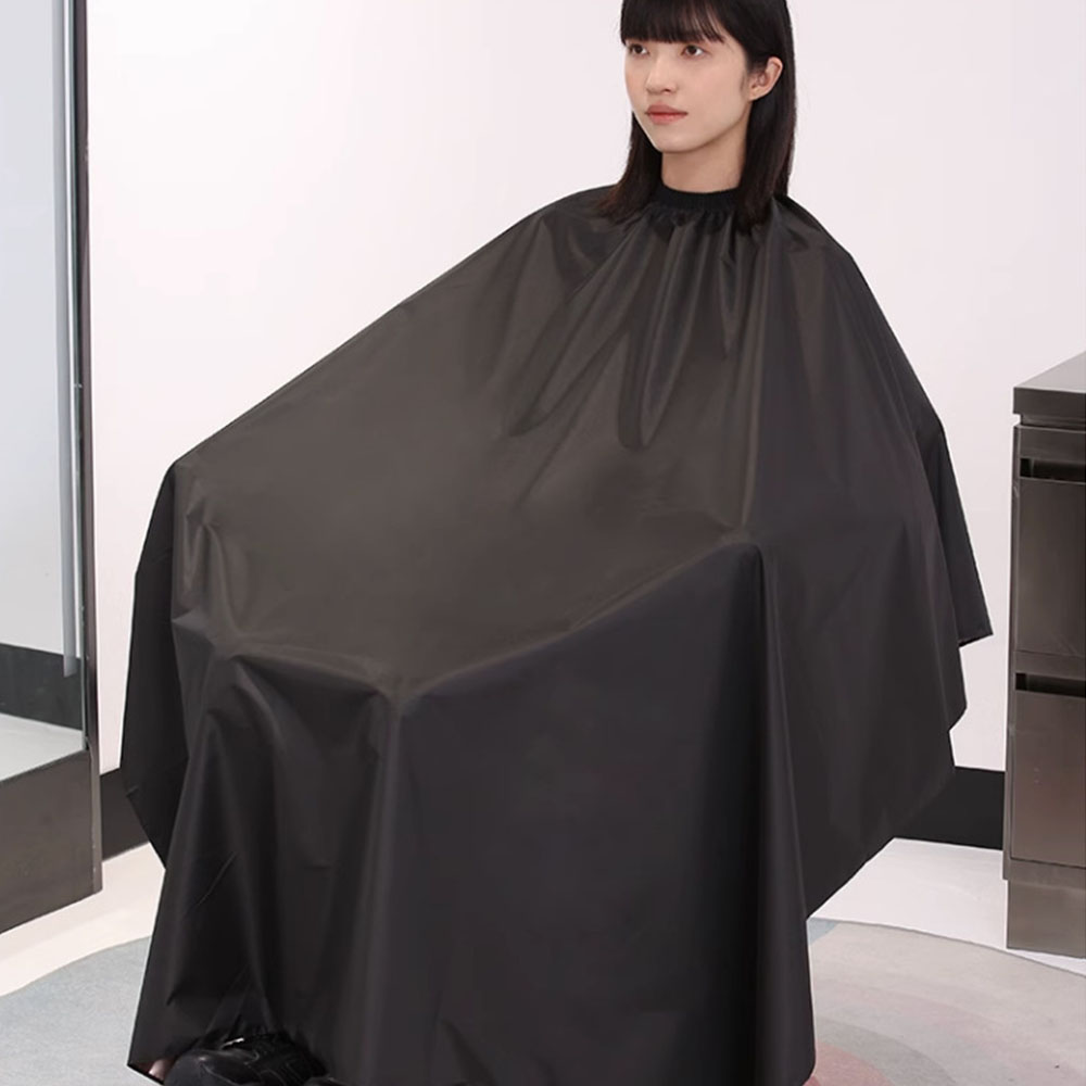 4 Colors Hair Cutting Cape Pro - Hair Care Clinic recensione e prezzo